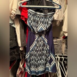 Express XS dress. Blue really fun! 🤍💙